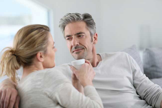 گوش دادن به حرف خانم ها