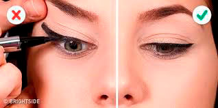 خط چشم نوک تیز