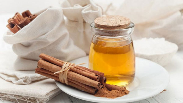 ماسک صورت عسل و دارچین