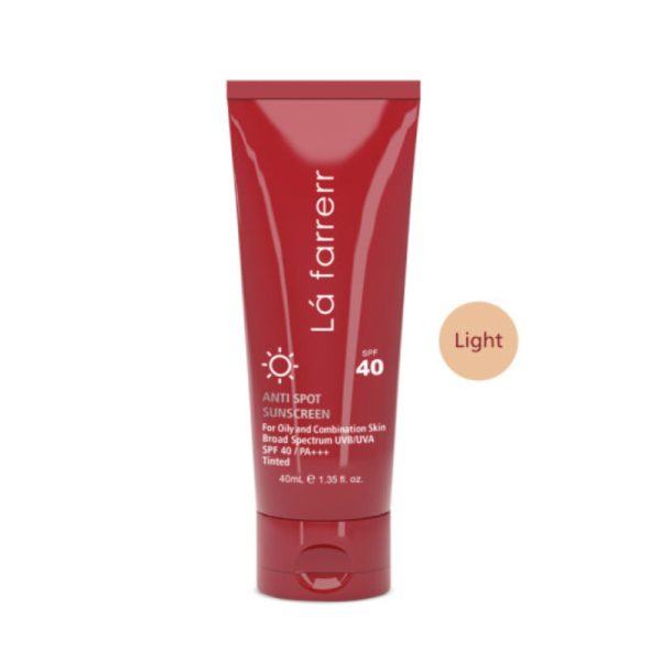 کرم ضد آفتاب و ضد لک رنگی لافارر مدل Oily And Acne-Prone Light حجم 40 میلی لیتر