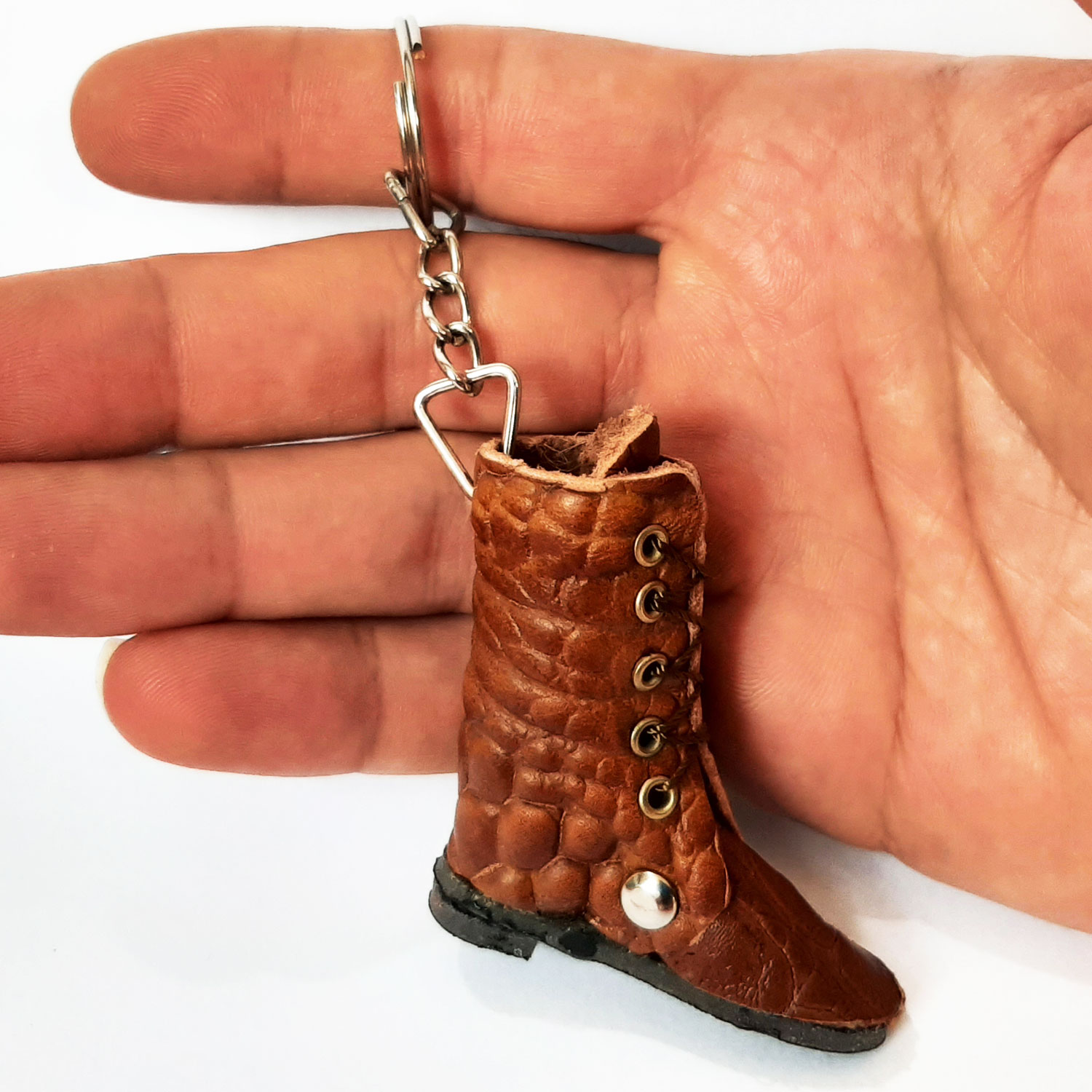 keychain-shoes2 جا کلیدی چرم طبیعی طرح چکمه